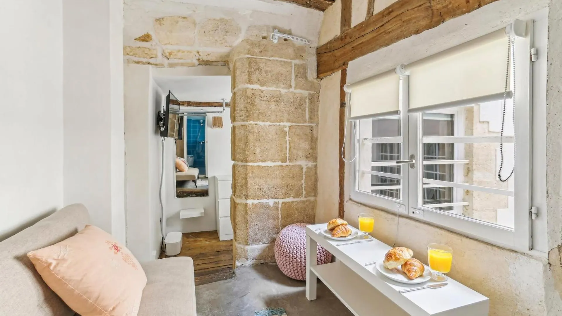 Central Paris & Louvre - 1Br - Cityapartmentstay France
