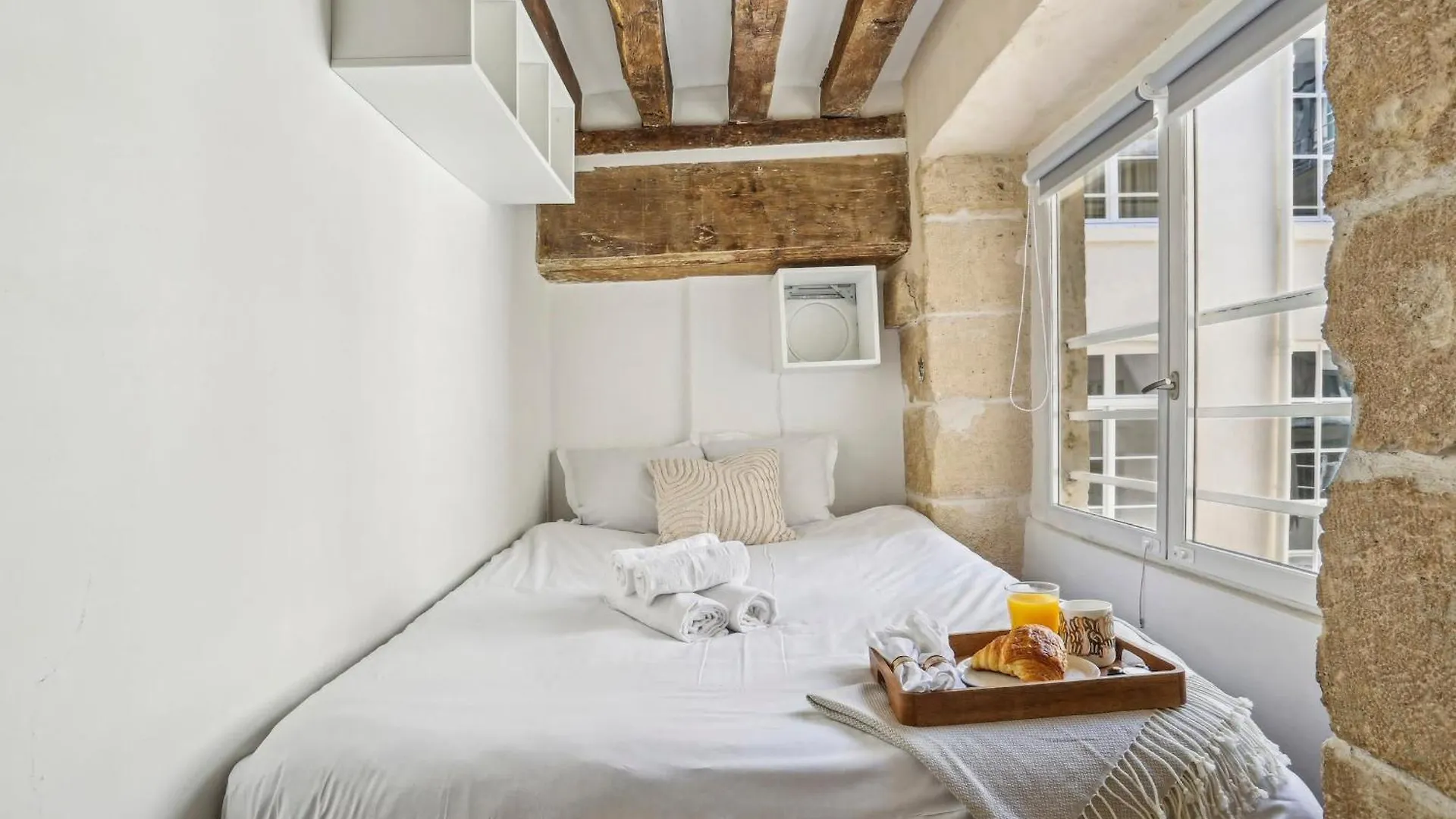 Central Paris & Louvre - 1Br - Cityapartmentstay Apartment